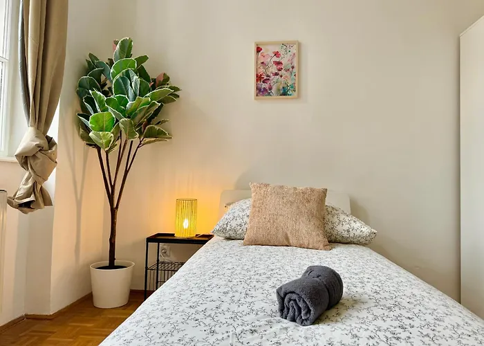 Daire Spacious 5-room With Free Parking